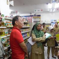 menindaklanjuti-temuan-bpom-disperindag-kota-bogor-sidak-produk-ikan-kalengan