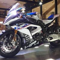 maaf-satu-satunya-bmw-hp4-race-seharga-rp-21-miliar-sudah-milik-orang-tajir