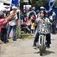 kerap-pakai-sepatu-sneakers-dan-jaket-kekinian-jokowi-belum-tentu-itu-punya-saya