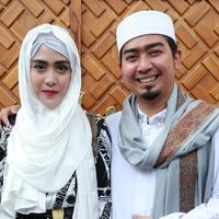 ustad-solmed-klaim-dijebak-video-call-cewek-istri-allah-yang-balas