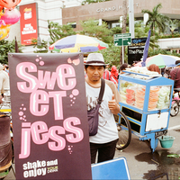 warung-ngumpul-penggemar-kamera-analog---part-5