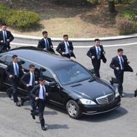 mercy-s600-pullman-guard-mobil-mewah-yang-digunakan-kim-dan-moon