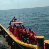 siswa-smp-asal-malang-terjatuh-dari-kapal-di-selat-bali-nasibnya-belum-diketahui