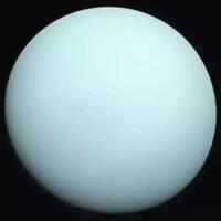 astronom-bau-planet-uranus-seperti-telur-busuk