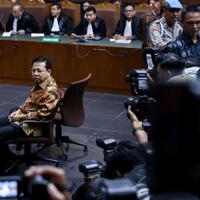 novanto-tak-tahu-fredrich-lihat-resume-medisnya