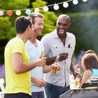 diduga-mau-mencuri-motor-dua-pria-ini-nyaris-dibakar