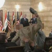 pada-2008-lempar-bush-pakai-sepatu-2018-calonkan-diri-jadi-anggota-parlemen