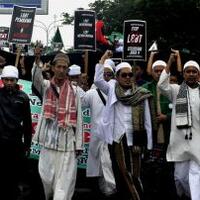 menampik-lgbt-menolak-persekusi