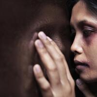 meski-terima-kekerasan-5-hal-ini-buat-wanita-bertahan-dalam-hubungan