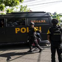 ledakan-di-gereja-pantekosta-surabaya-diduga-bom-mobil