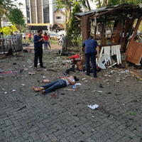 ledakan-terjadi-di-gereja-di-surabaya