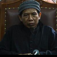 tiba-di-pn-jaksel-aman-abdurrahman-lempar-senyum