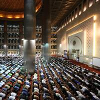 ikuti-saran-ulama-pemprov-dki-batalkan-tarawih-akbar-di-monas
