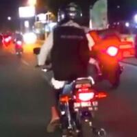 tengok-gaya-ustaz-abdul-somad-ngegas-rx-king