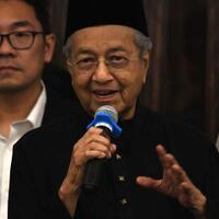 mahathir-sebut-ada-kecurangan-dalam-penghitungan-pemilu-malaysia