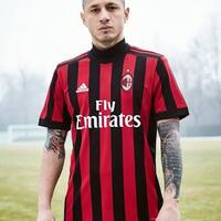 ac-milan-dan-4-klub-eropa-yang-berganti-sponsor-jersey