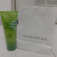 beberapa-skincare-yang-sedang-hits-di-kalangan-anak-twitter