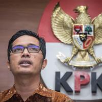 lima-orang-terjaring-ott-kpk-di-jawa-timur