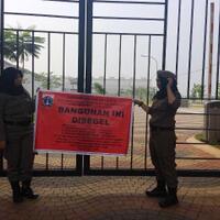 anies-segel-bangunan-di-pulau-c-dan-d