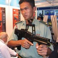 vb-berapi-lp06-senapan-berdesain-burukkonyol-buatan-malaysia-yang-jadi-olok-olok