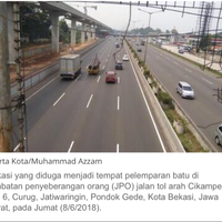 polres-bekasi-buru-pelaku-pelemparan-batu-di-jalan-tol-jakarta-cikampek