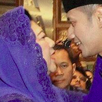 saat-bu-ani-bela-ahy-dari-nyinyiran-netizen-kok-situ-yang-ngatur