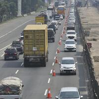 tol-cikampek-sudah-lancar-contraflow-dihentikan