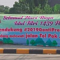 gerindra-minta-jasa-marga-copot-spanduk--jalan-tol-jokowi