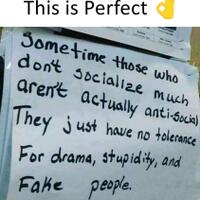 candu-media-sosial-adiksi-anti-sosial