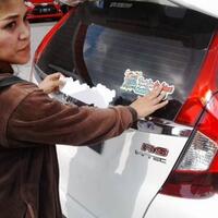 stiker--thanks-jokowi--ditempeli-di-mobil-pengunjung-tmiibegini-reaksi-pemilik