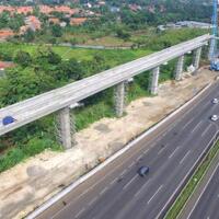 sandiaga-uno-klaim-pengerjaan-proyek-lrt-sudah-85-persen