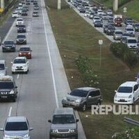 sopir-bus-keluhkan-one-way-di-tol-cipali-hingga-cikampek