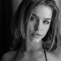 mau-deketin-cewek-asing-ikutin-cara-berikut-ini