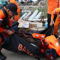 pencarian-korban-km-sinar-bangun-terkendala-cuaca