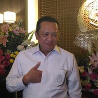 bamsoet-harap-sby-merapat-ke-koalisi-jokowi