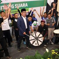 kritik-lembaga-survei-tidak-akurat-fadli-zon-lebih-hebat-dukun-saya