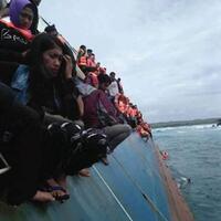 km-lestari-maju-angkut-139-penumpang