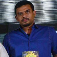 ems-dijemput-kpk-di-rumah-mensos