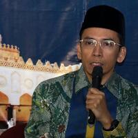 bertemu-ustaz-abdul-somad-tgb-kami-tetap-satu-visi-misi-dan-komitmen