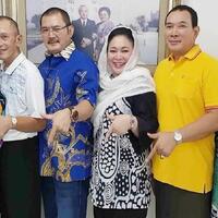 seluruh-keluarga-cendara-akhirnya-berlabuh-di-partai-berkarya