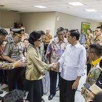 sri-mulyani-dinilai-tak-cocok-dampingi-jokowi