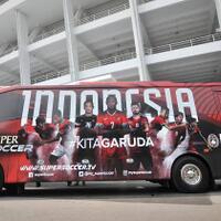 akhirnya-timnas-indonesia-punya-bus-baru