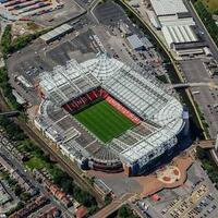 kocak--stadion-totenham-hotspur-mirip-toilet-duduk