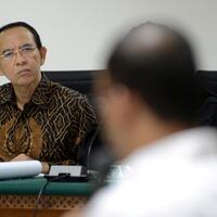 suryadharma-ali-minta-kiswah-kakbah-dikembalikan