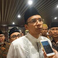 tgb-sampaikan-duka-cita-ke-keluarga-korban-tewas-akibat-gempa