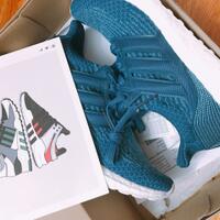 sneaker-aneh-dengan-harga-yang-fantatis