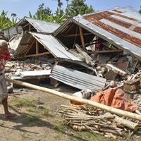 korban-tewas-gempa-lombok-diberi-santunan-rp15-juta