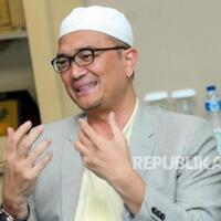 sapuhi-oknum-akali-penyelenggara-haji-umrah-beragama-islam