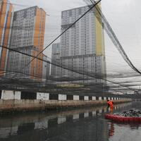 penyemprotan-kali-item-menggunakan-sistem-injeksi