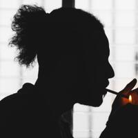 alternatif-menyalakan-rokok-jika-tak-ada-korek